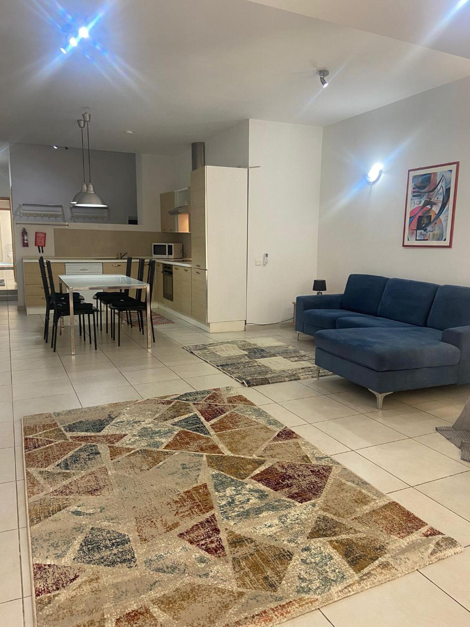 Sliema 2Bed With Backyard Apartment Luaran gambar