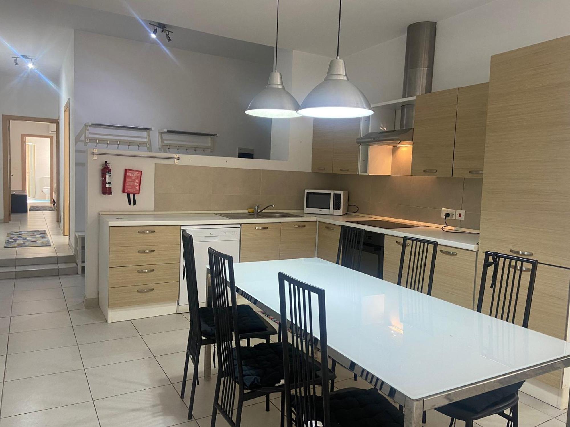 Sliema 2Bed With Backyard Apartment Luaran gambar